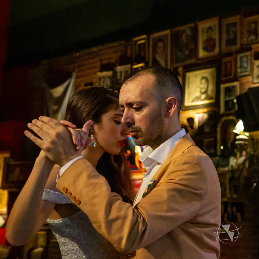 Buenos Aires en abril otono tango y una escapada a Tigre.png