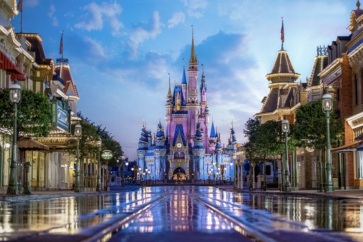 castillo disney.jpg
